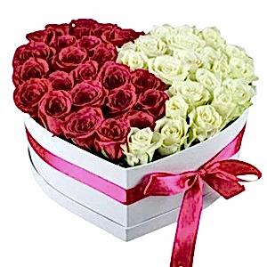 a-box-of-pretty-roses-797655.jpg