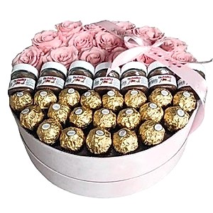 chocolate-roses-with-nutella-or-jams-hat-box-796166_960x.jpg