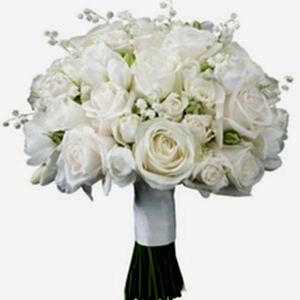 white-roses-with-lily-of-valley-bridal-bouquet-961654.jpg
